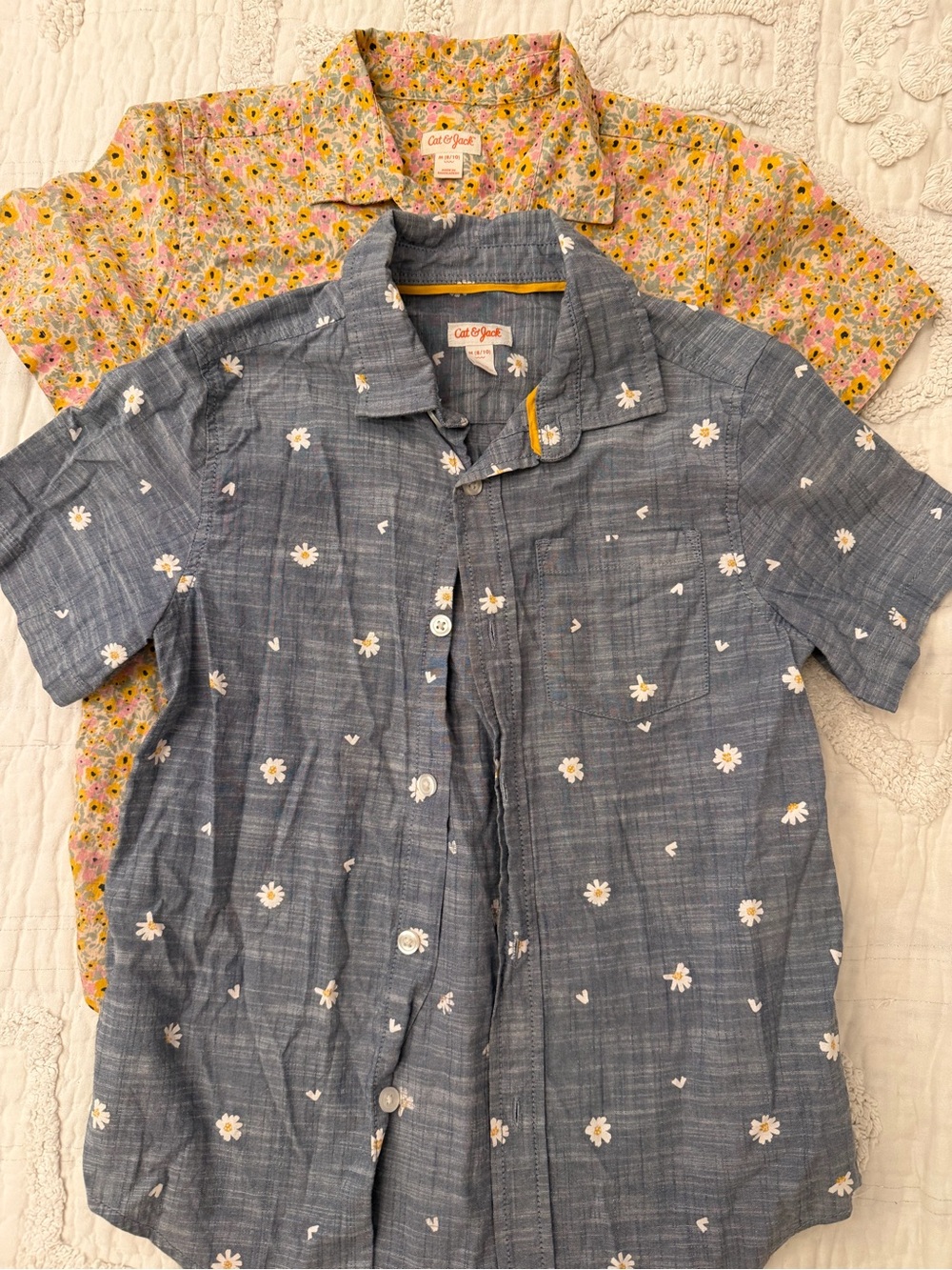 Cat & Jack boys Blue Daisy & floral Button-Up Shirt